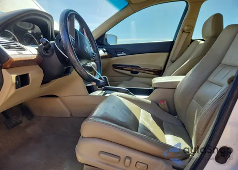 2011 Honda Accord Exl z USA, uszkodzony, nr VIN 1HGCP2F89BA003818